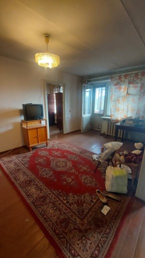 пр-кт. Космонавтов,49а в Карпинске - karpinsk.yutvil.ru
