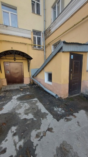 ул. Челюскинцев,70 в Карпинске - karpinsk.yutvil.ru - фото 5