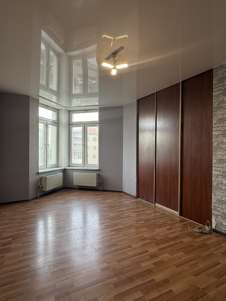 ул. Бажова,68 в Карпинске - karpinsk.yutvil.ru ул. Бажова,68 в Карпинске - karpinsk.yutvil.ru